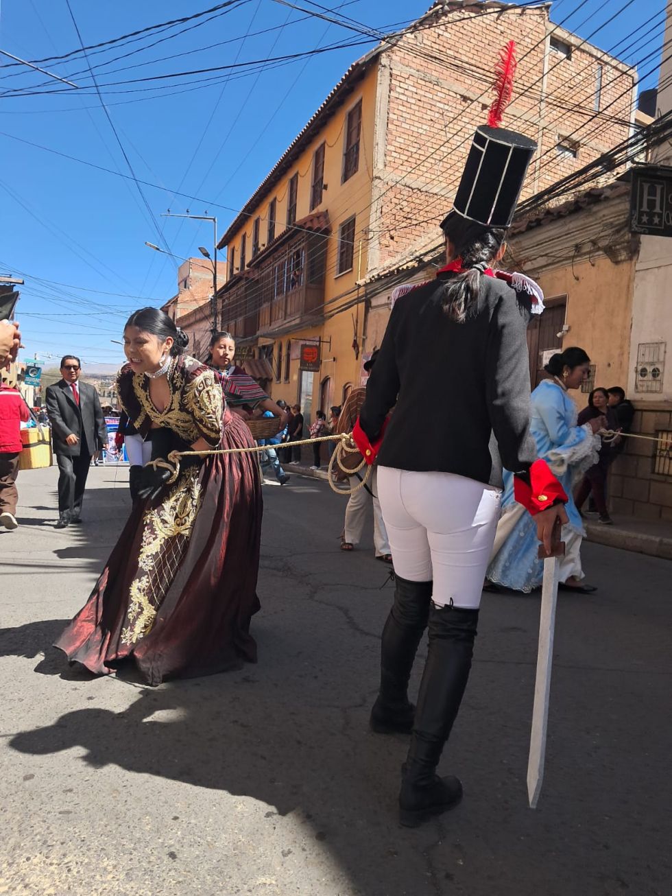 Desfile de presidentes por el Bicentenario de Bolivia en Potosí