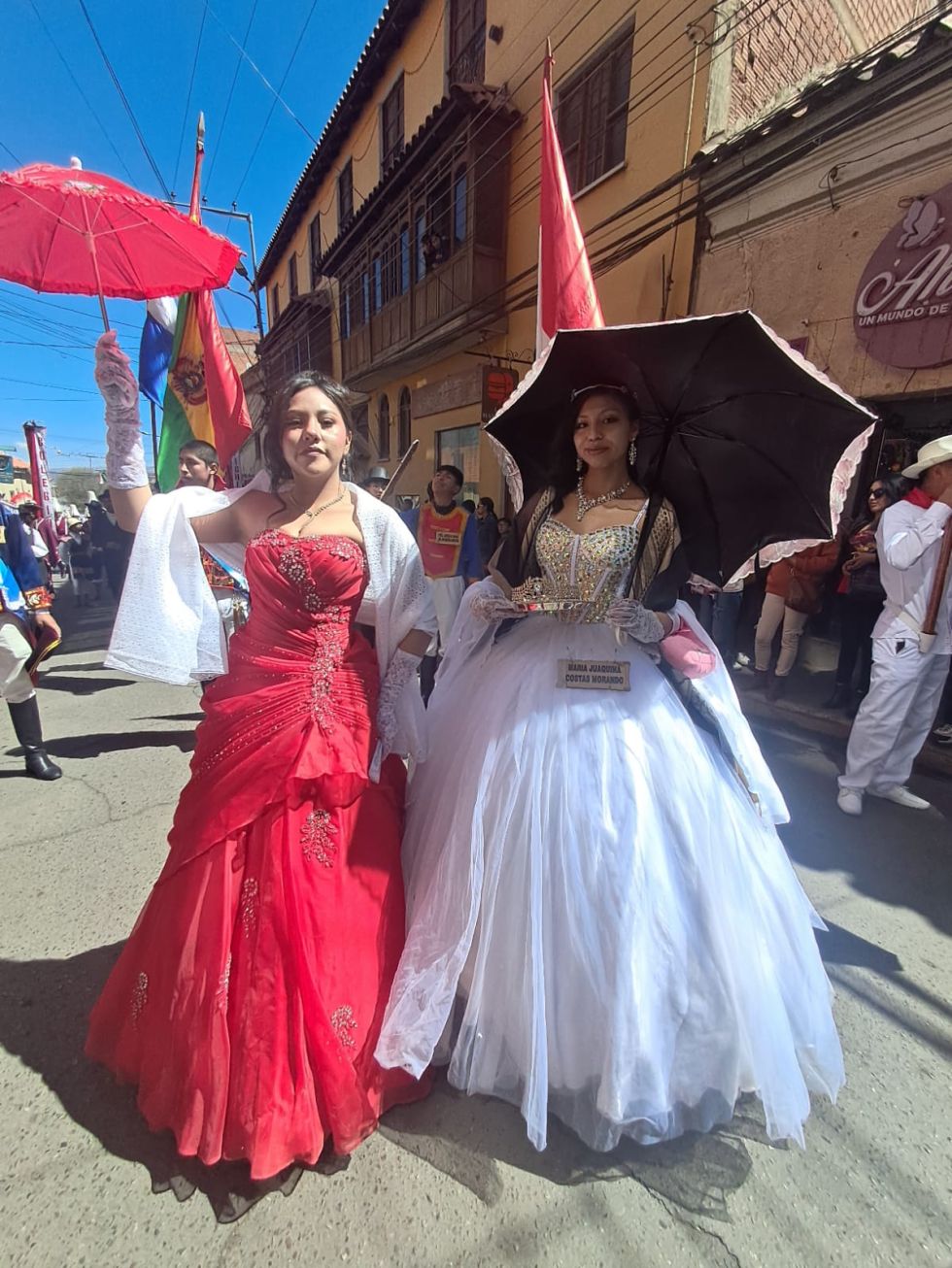 Desfile de presidentes por el Bicentenario de Bolivia en Potosí